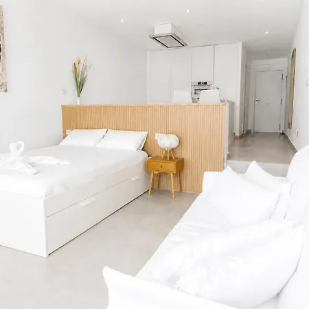 Cloud On The Sea By Olax Apartament Callao Salvaje